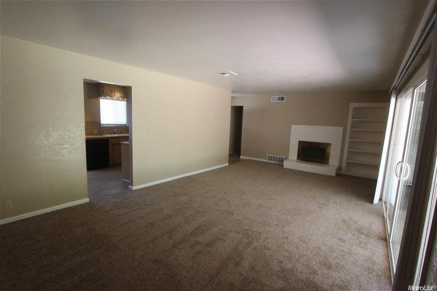 1217 Multnomah Dr, Modesto, CA 95350 photo 3