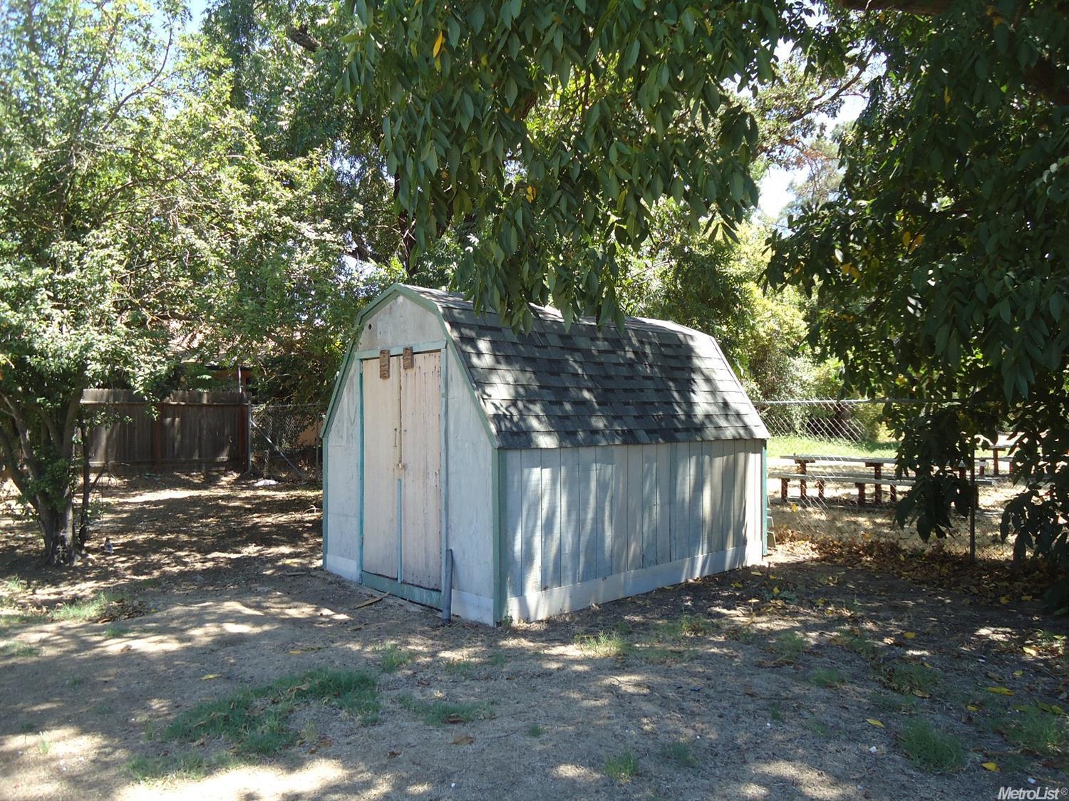237 Oak Ave, Galt, CA 95632 photo 8