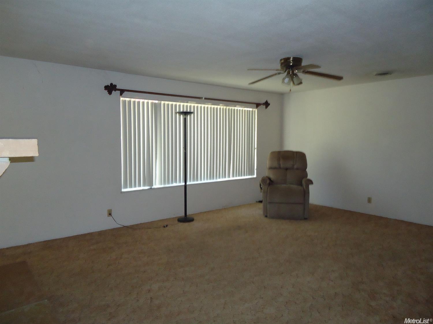 237 Oak Ave, Galt, CA 95632 photo 9