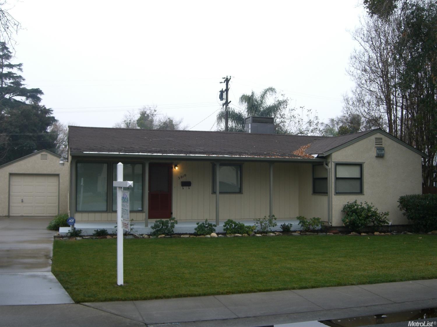 2010 Haddon Ave, Modesto, CA 95354 photo 1
