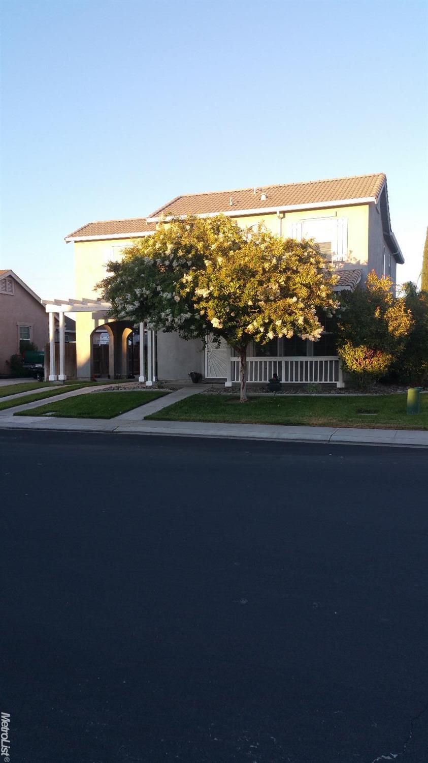 1152 Syracuse Ln, Manteca, CA 95336 photo 2