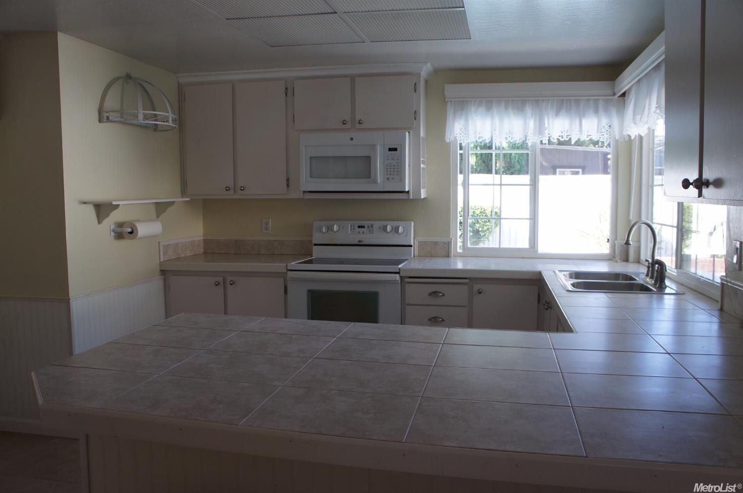 1395 Michelle Ave, Tracy, CA 95376 photo 6