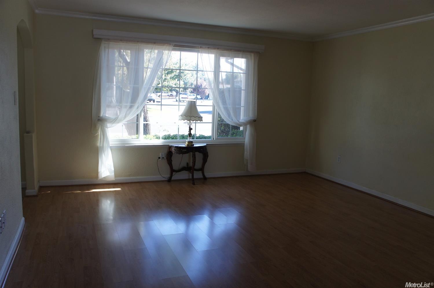 1395 Michelle Ave, Tracy, CA 95376 photo 4