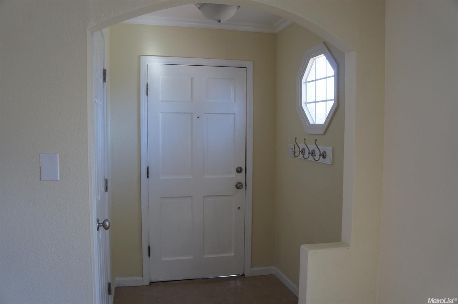 1395 Michelle Ave, Tracy, CA 95376 photo 3