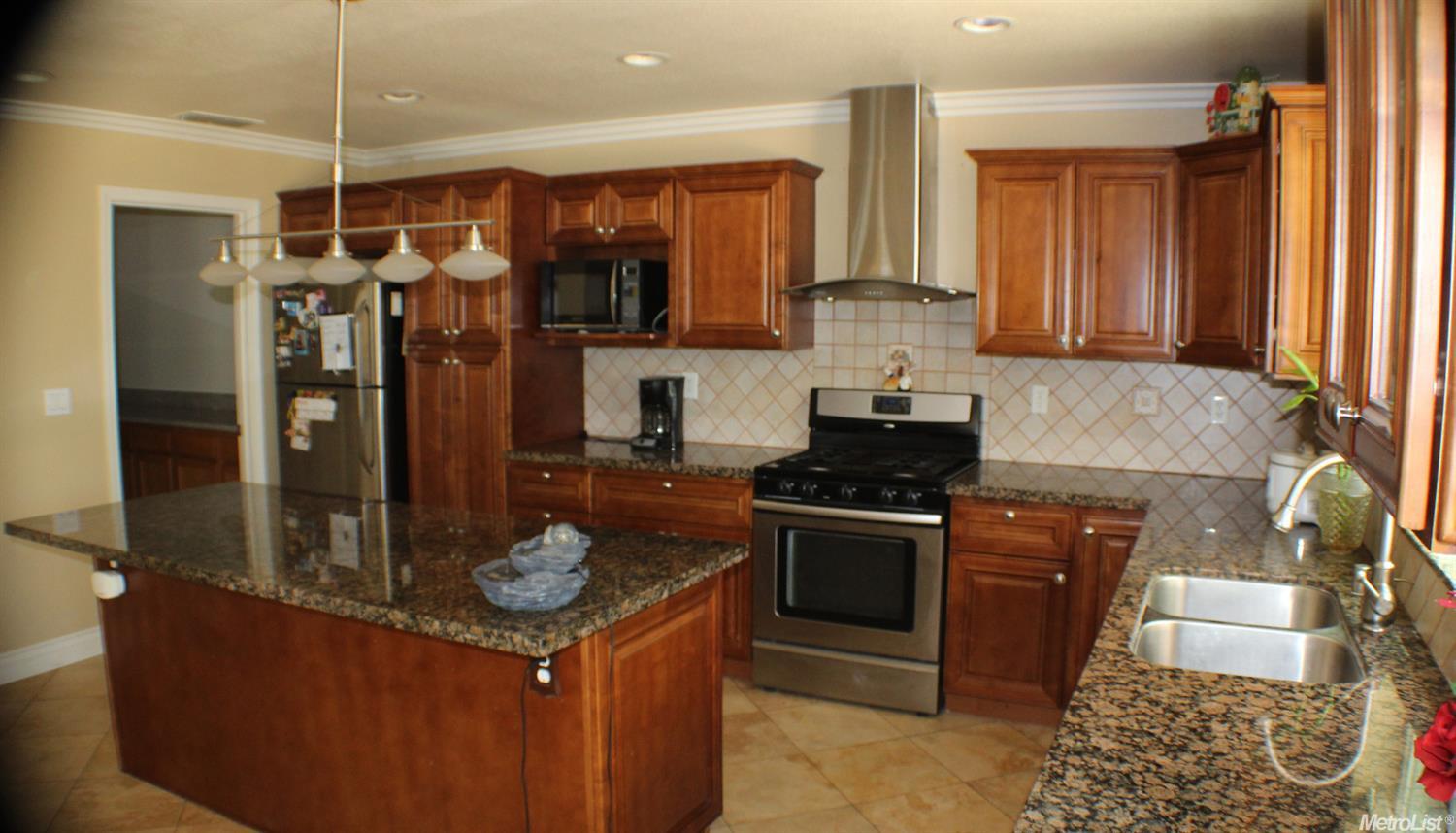 29 Walker Ranch Pkwy, Patterson, CA 95363 photo 3