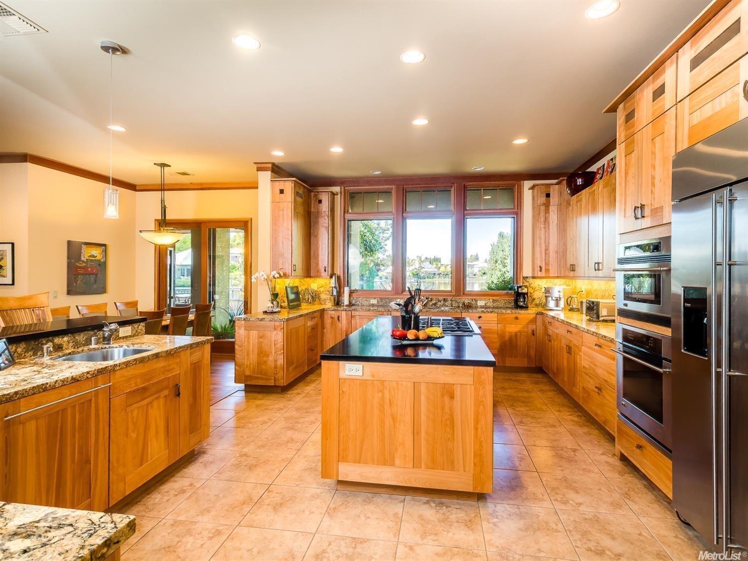 1807 Vela Pl, Davis, CA 95618 photo 11