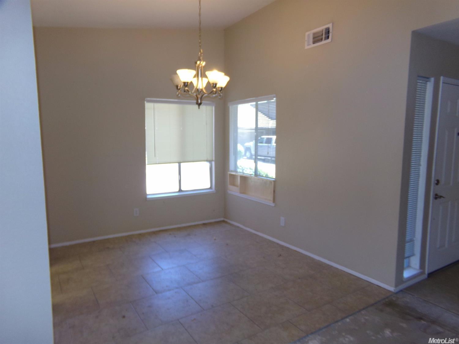 623 Brandywine Dr, Lodi, CA 95240 photo 6