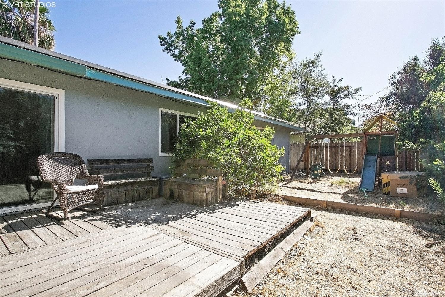 2306 Clemson Dr, Davis, CA 95618 photo 10