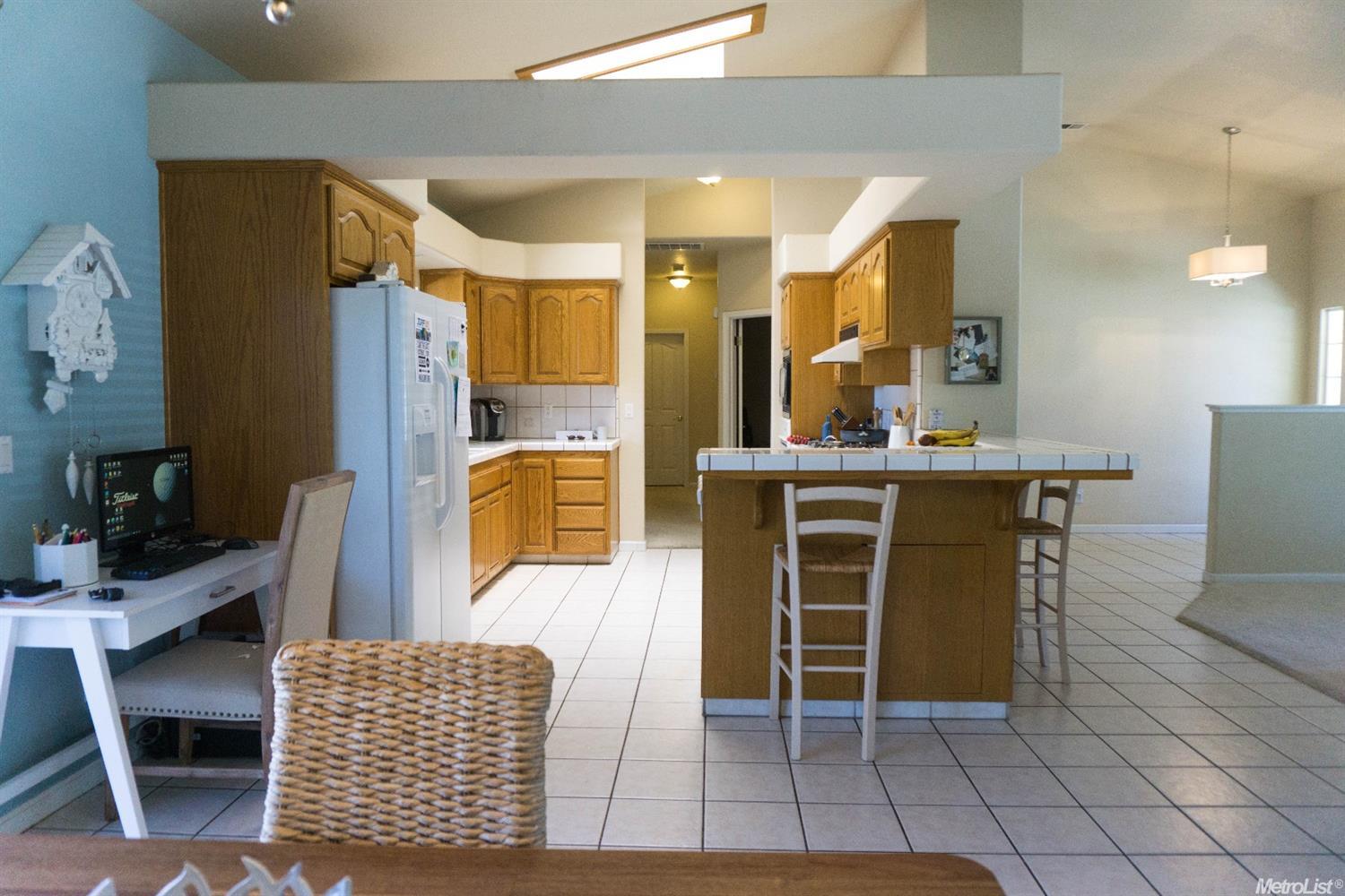 641 Helen Dr, Ripon, CA 95366 photo 8