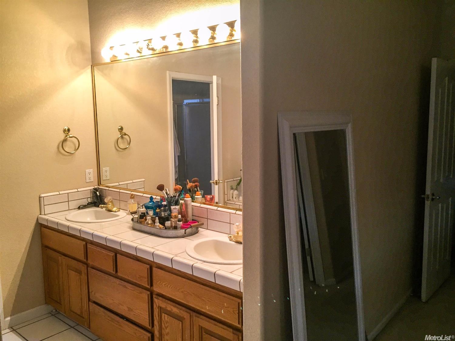 641 Helen Dr, Ripon, CA 95366 photo 13