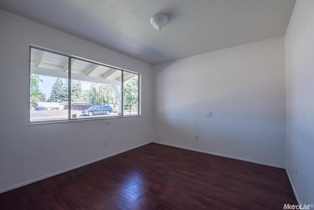 1013 Rose Ave, Modesto, CA 95355 photo 18
