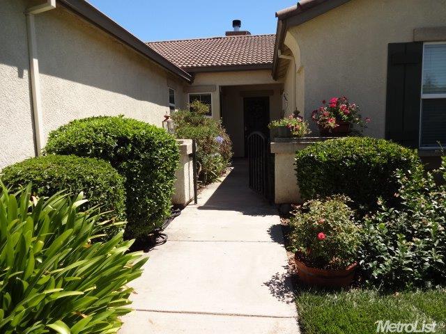 212 Arcadia Pl, Lodi, CA 95240 photo 2