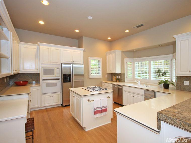 1635 Arden Bluffs Ln, Carmichael, CA 95608 photo 8