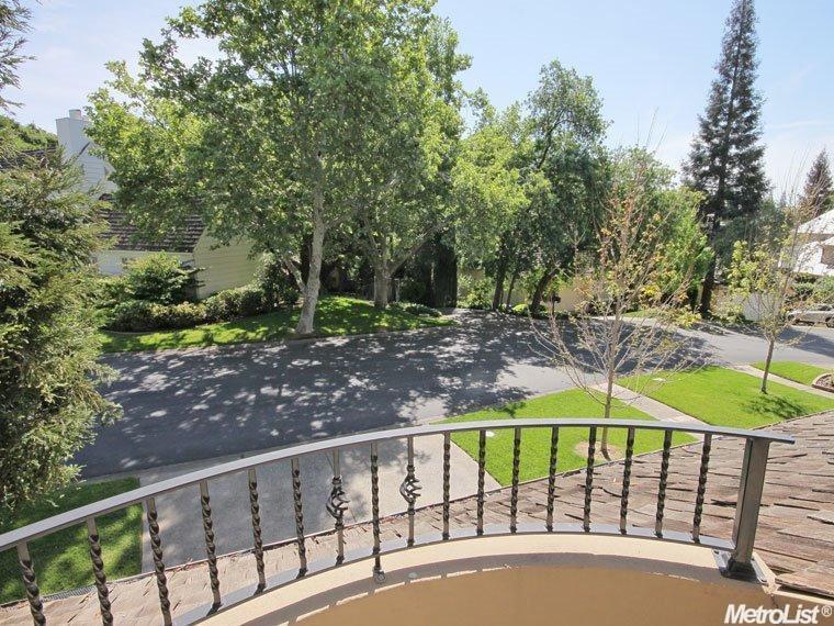 1635 Arden Bluffs Ln, Carmichael, CA 95608 photo 14