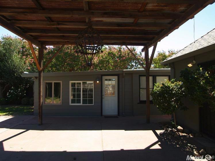 1215 E Fairmont Ave, Modesto, CA 95350 photo 15