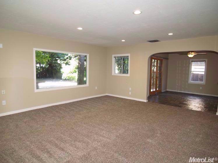 1215 E Fairmont Ave, Modesto, CA 95350 photo 4