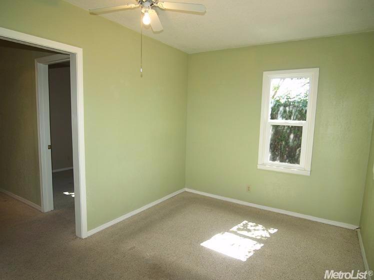 1215 E Fairmont Ave, Modesto, CA 95350 photo 20