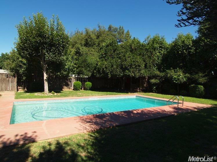 1215 E Fairmont Ave, Modesto, CA 95350 photo 24