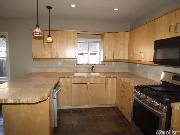 1215 E Fairmont Ave, Modesto, CA 95350 photo 9