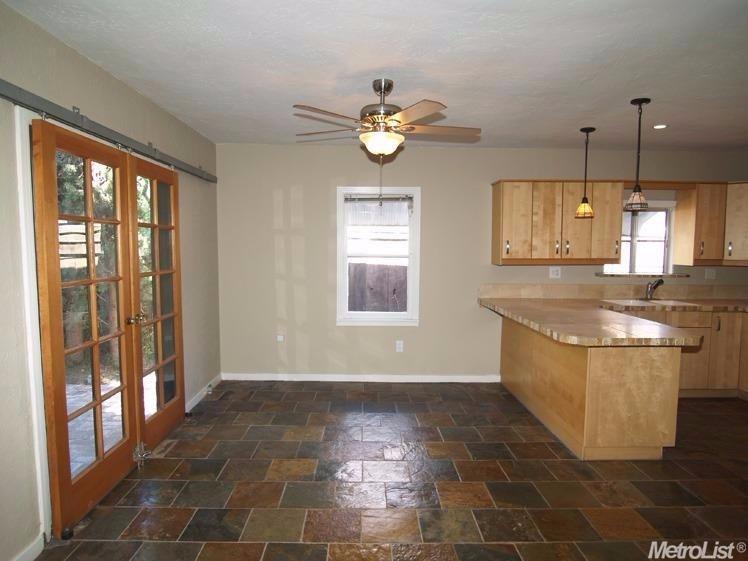 1215 E Fairmont Ave, Modesto, CA 95350 photo 6