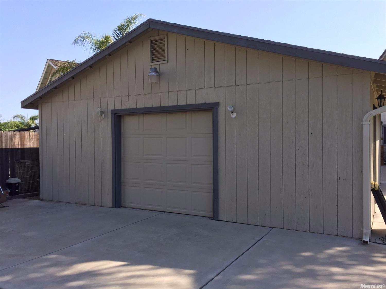 1143 Clover Pl, Manteca, CA 95337 photo 24