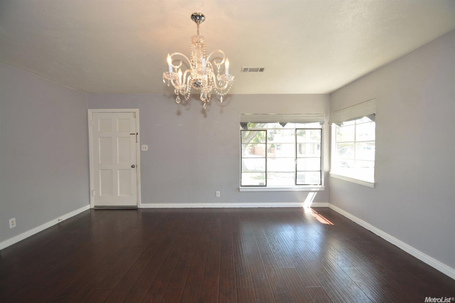 400 Emerson Ave, Modesto, CA 95350 photo 4