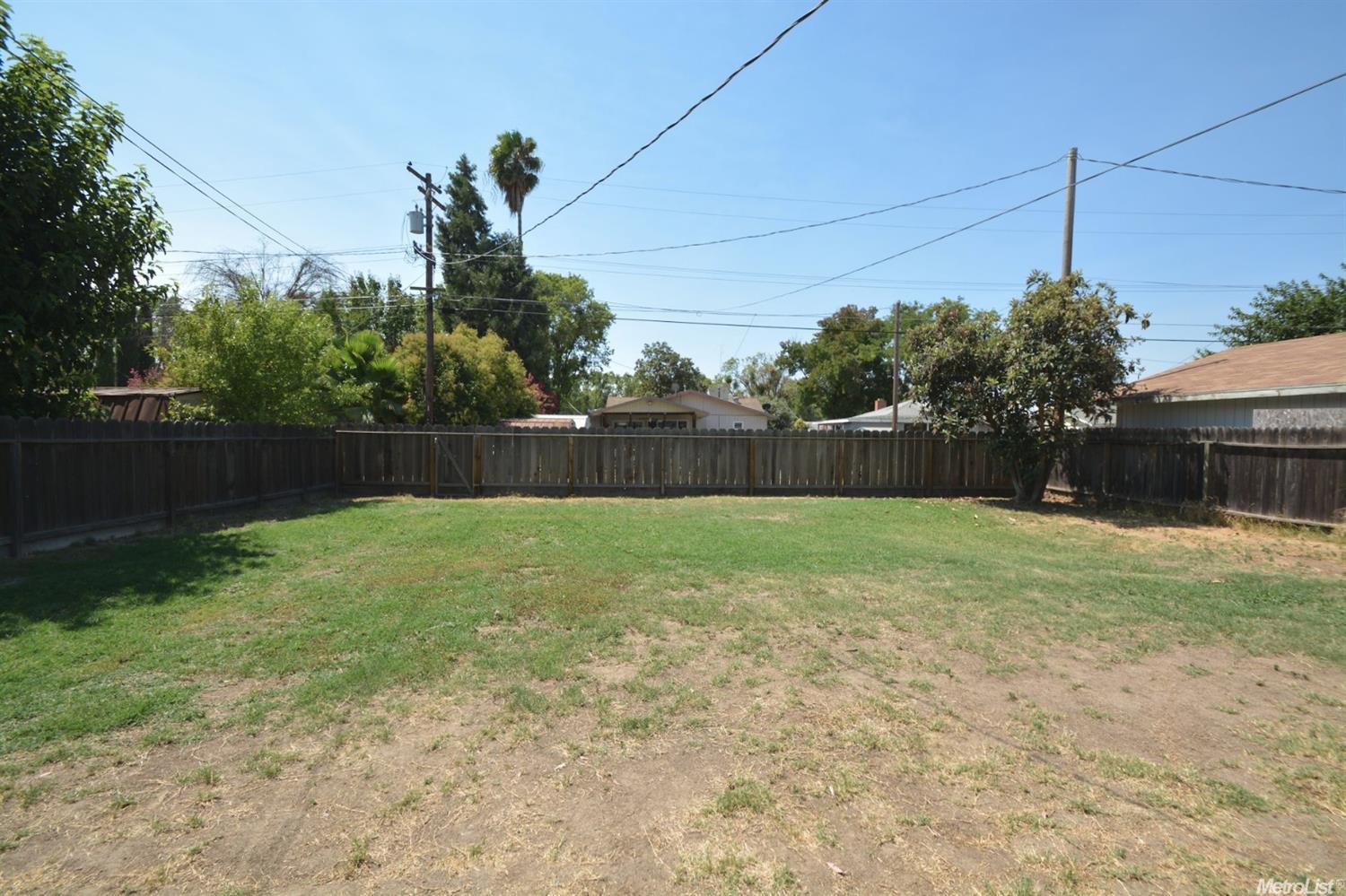 400 Emerson Ave, Modesto, CA 95350 photo 19