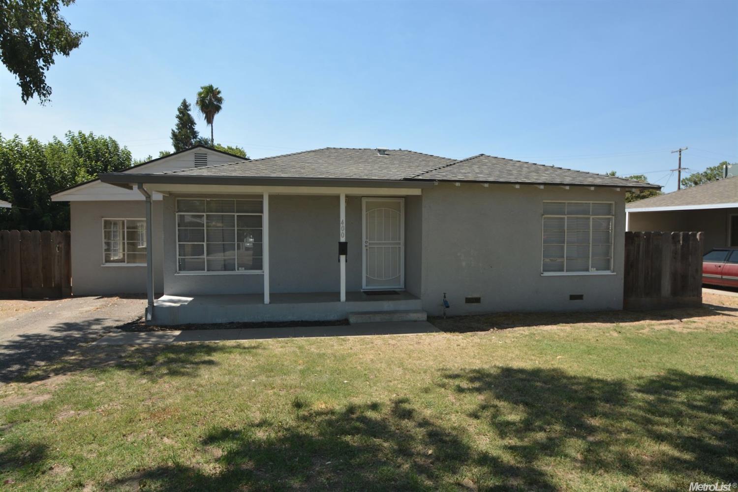 400 Emerson Ave, Modesto, CA 95350 photo 1