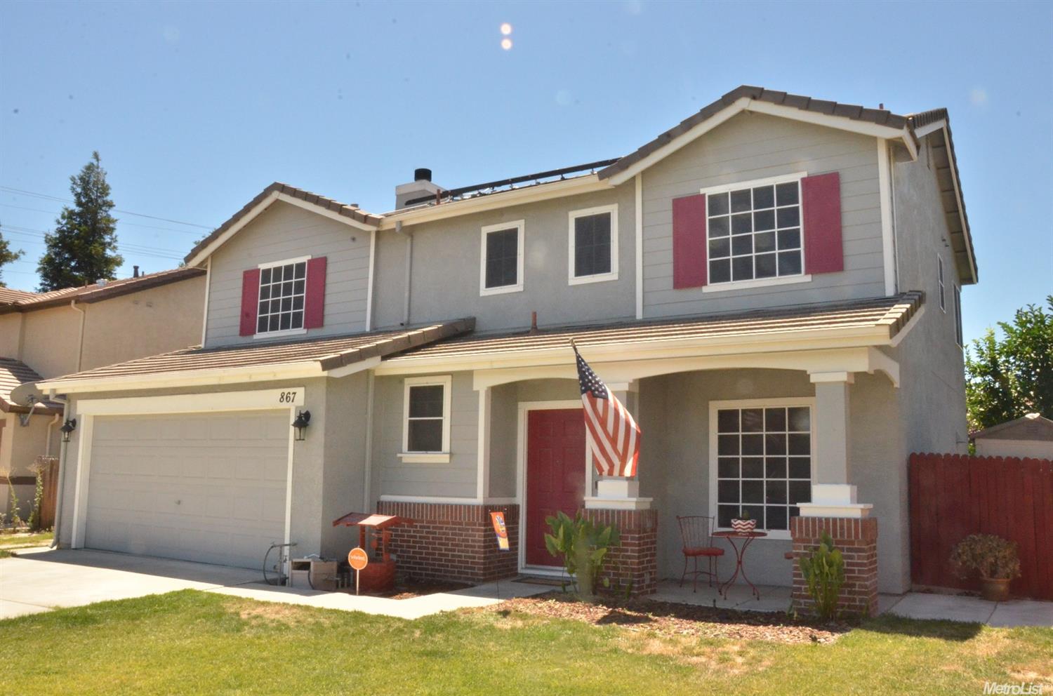 867 Robert L Smith Dr, Tracy, CA 95376 photo 2