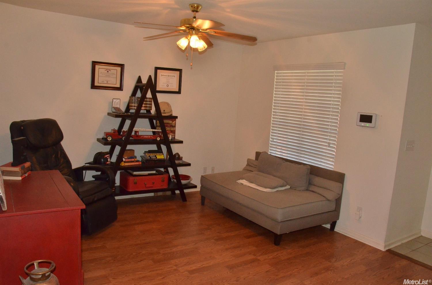 867 Robert L Smith Dr, Tracy, CA 95376 photo 4