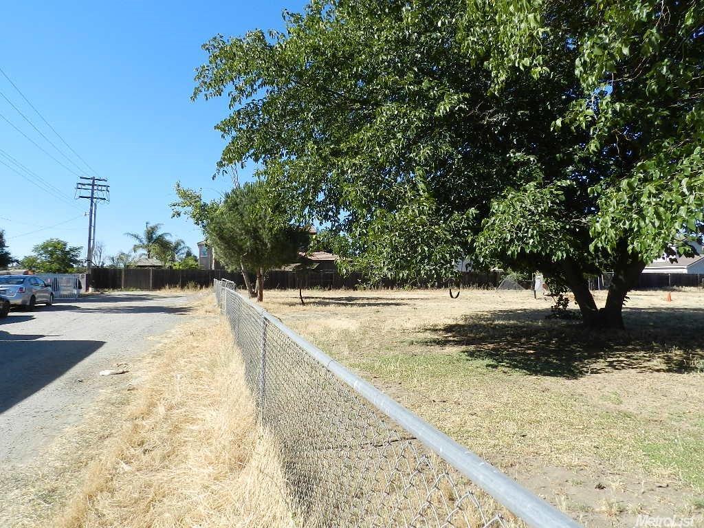 13477 Steiner Rd, Galt, CA 95632 photo 3