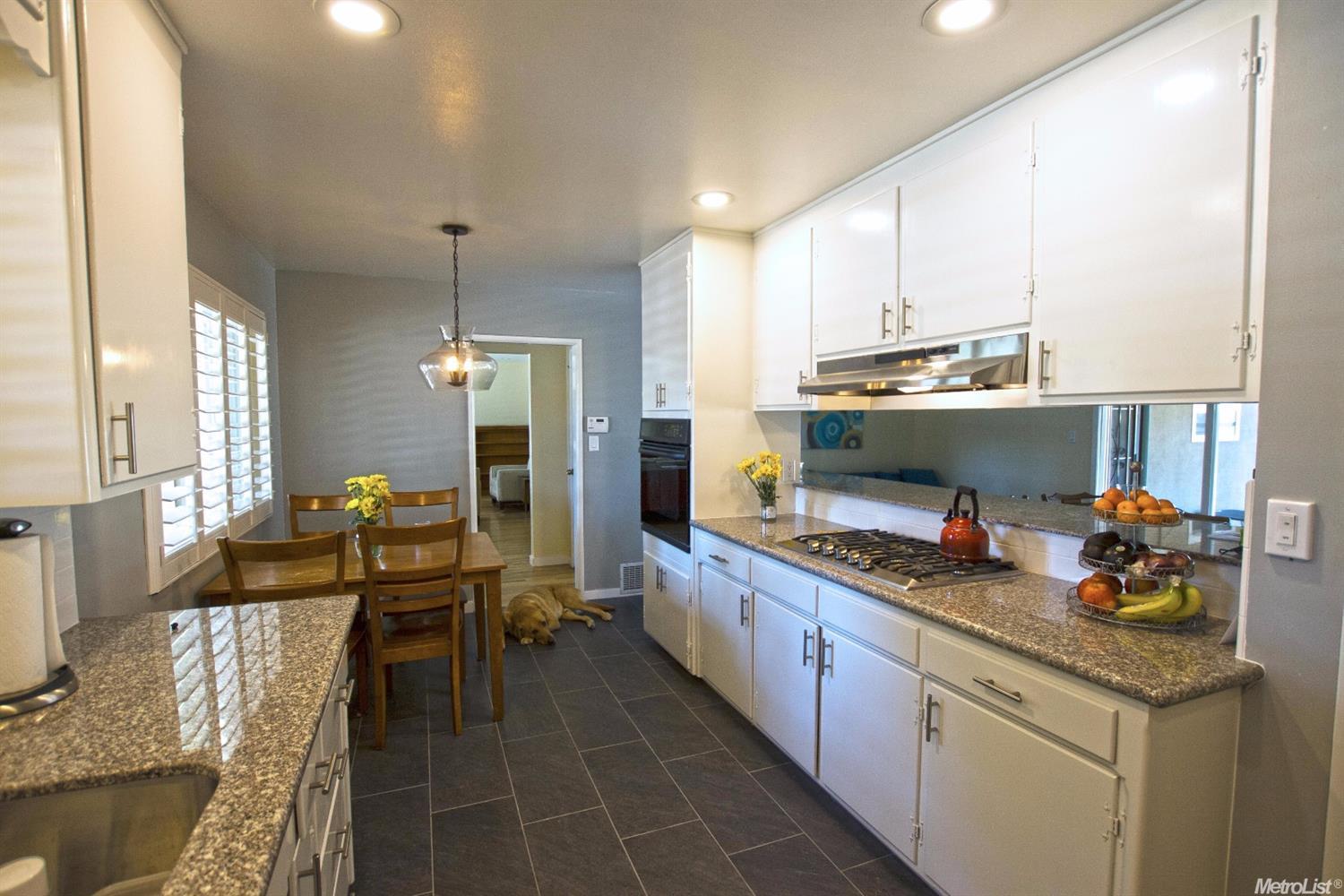 1706 Springwood Dr, Modesto, CA 95350 photo 3