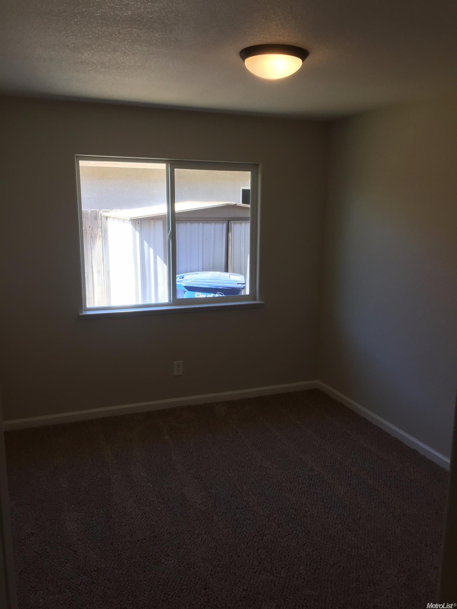 43 Brimmer Rd, Merced, CA 95341 photo 9