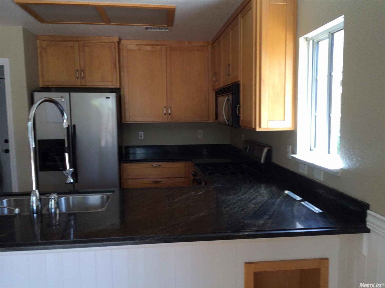 1314 Farragut Cir, Davis, CA 95618 photo 5