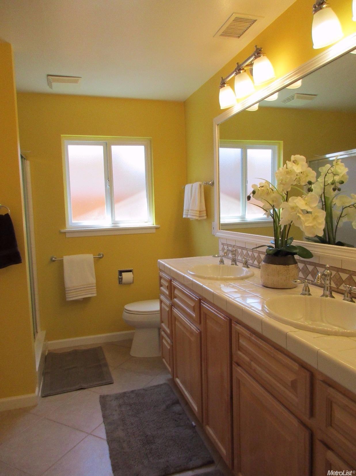 412 Greenwich Ln, Modesto, CA 95350 photo 13