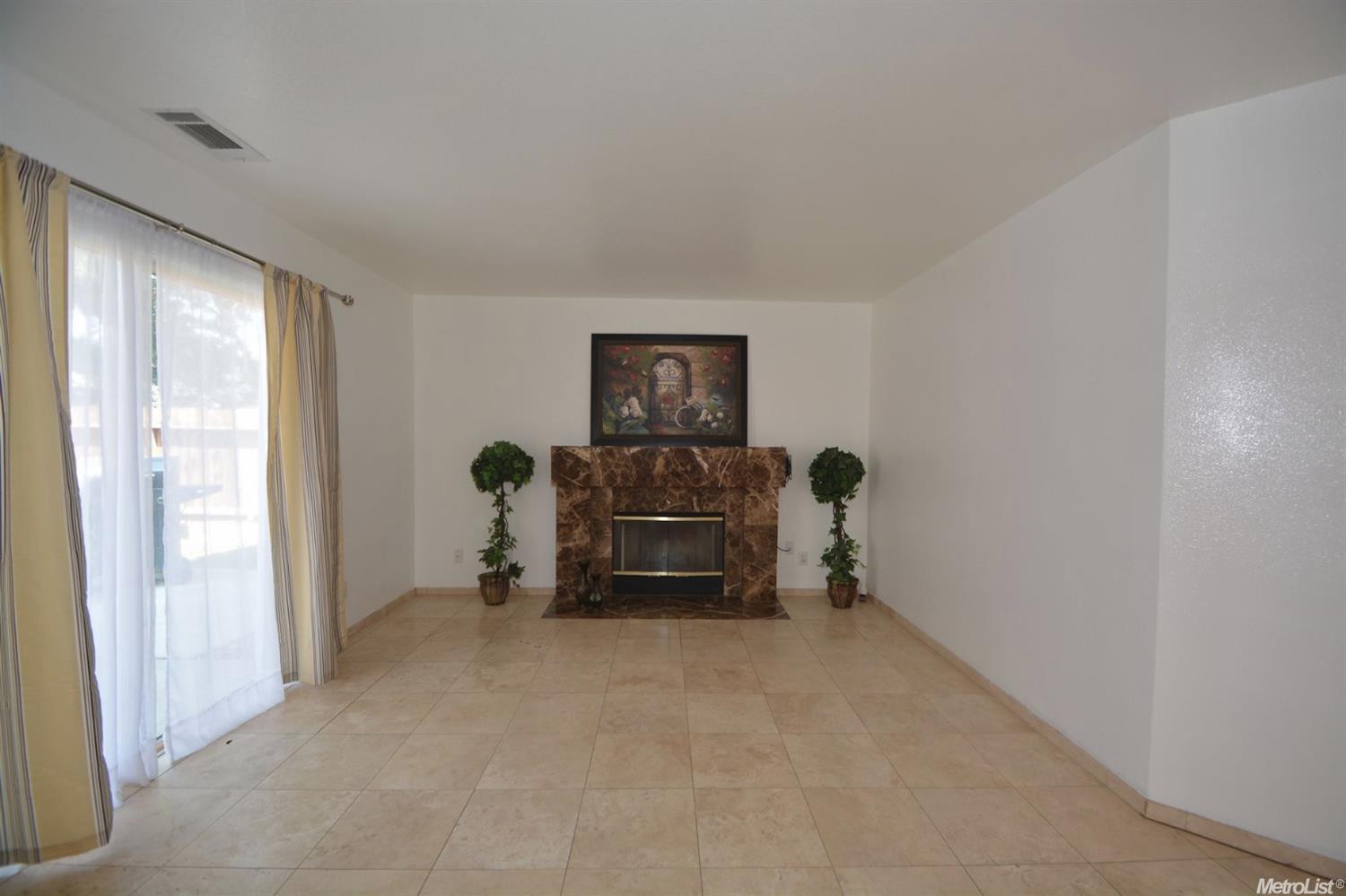 5621 Greco Ln, Salida, CA 95368 photo 4