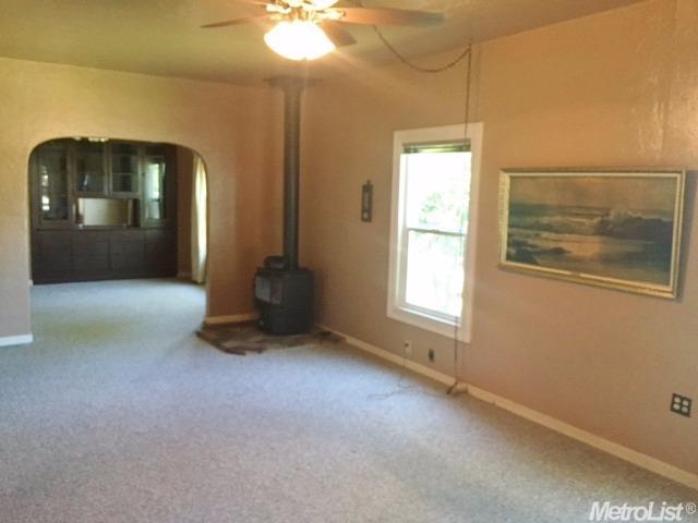141 N Crawford St, Willows, CA 95988 photo 4