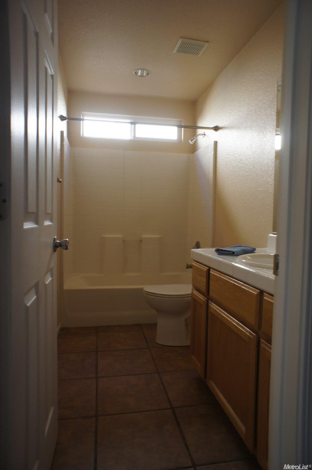 261 Idlewild, Lodi, CA 95240 photo 8