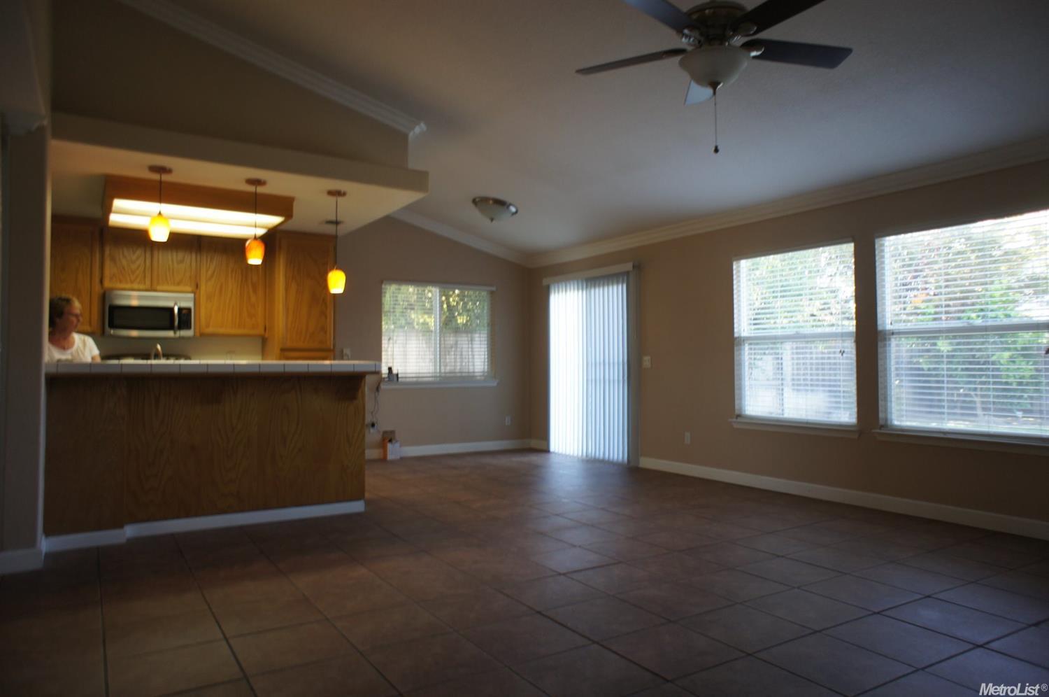 261 Idlewild, Lodi, CA 95240 photo 5