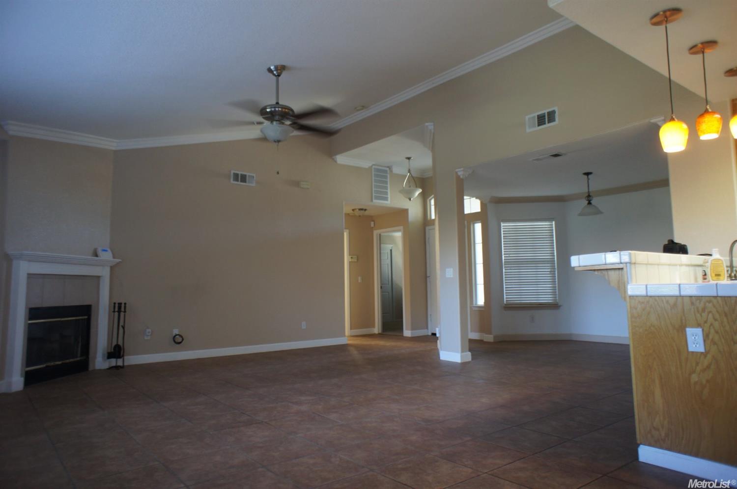 261 Idlewild, Lodi, CA 95240 photo 7