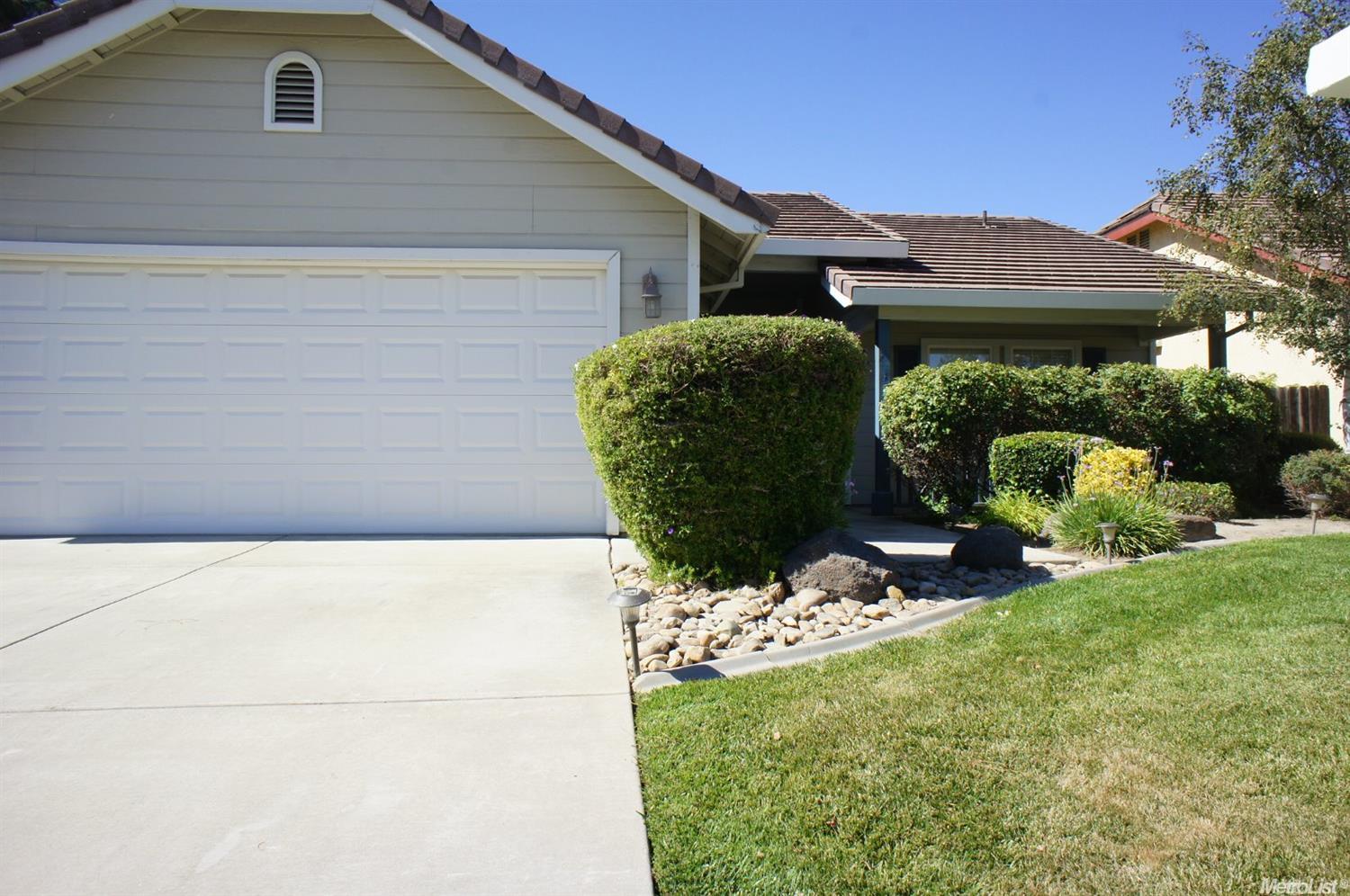261 Idlewild, Lodi, CA 95240 photo 2