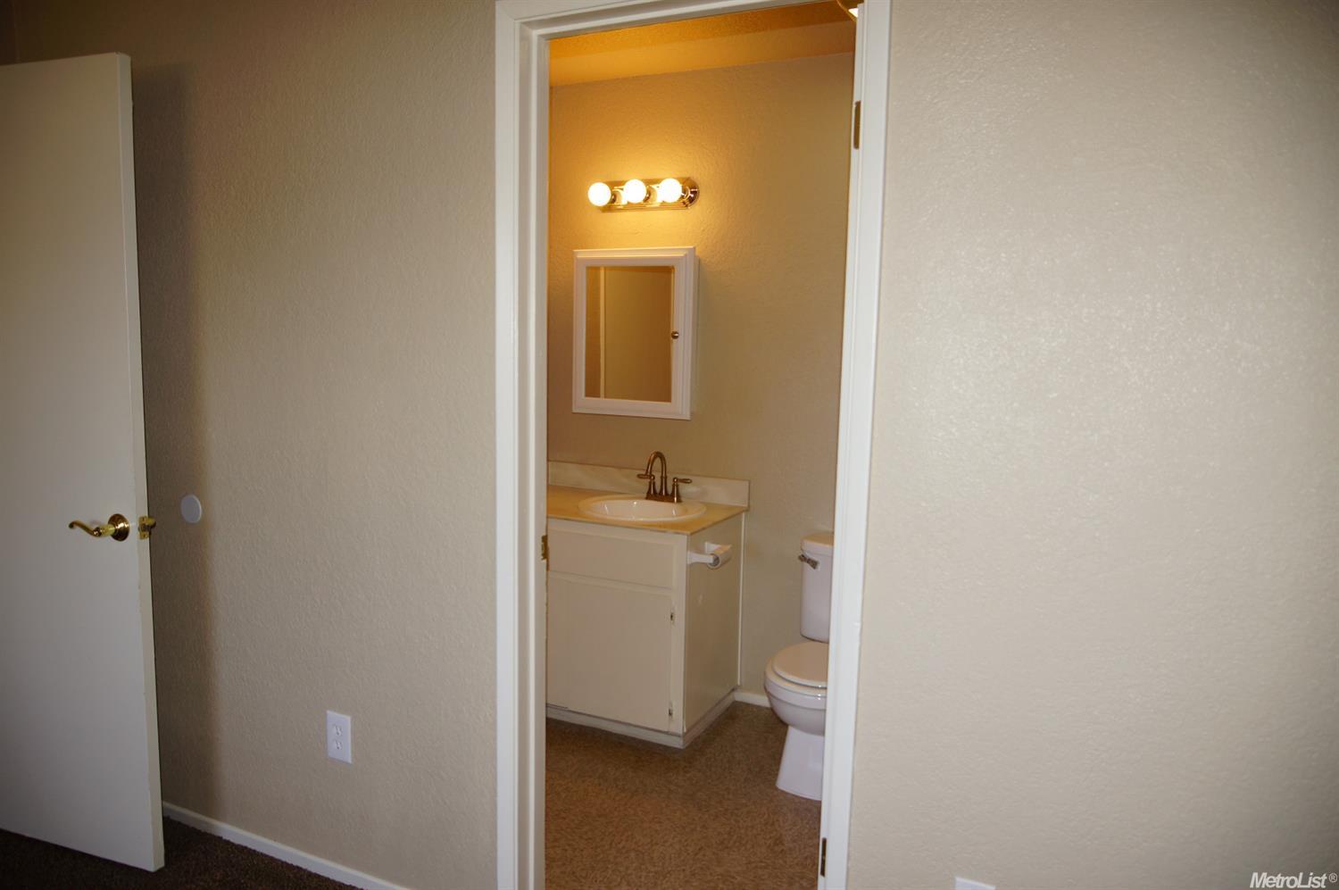 2425 Budd, Modesto, CA 95350 photo 11