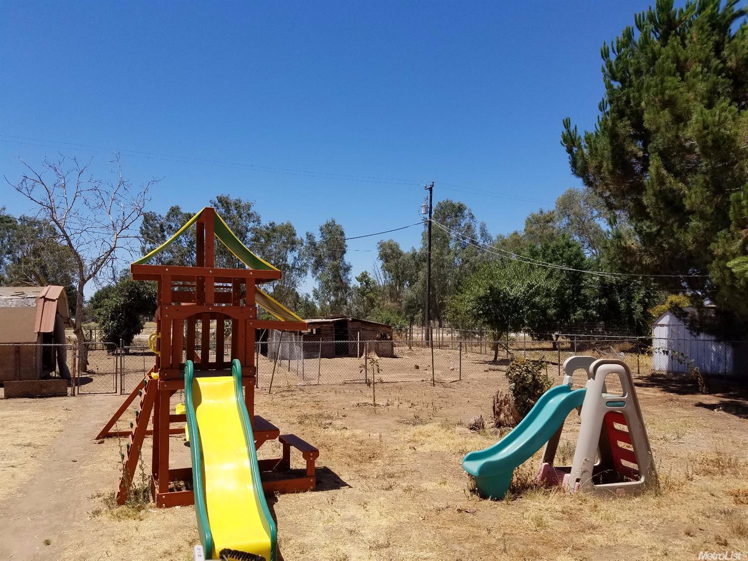 16598 Canal Way, Madera, CA 93638 photo 10