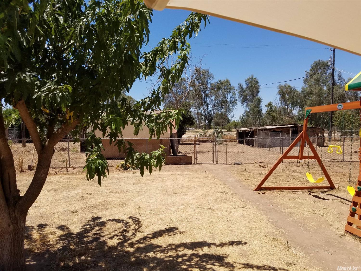 16598 Canal Way, Madera, CA 93638 photo 11