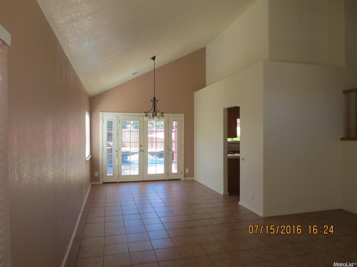 1801 Volendam Ave, Modesto, CA 95356 photo 13