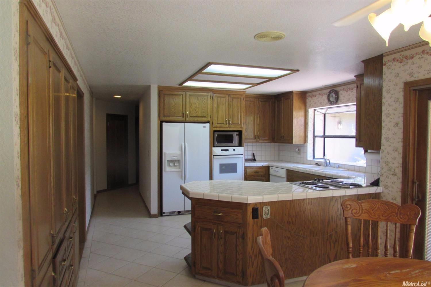 307 Aster Ct, Ripon, CA 95366 photo 8