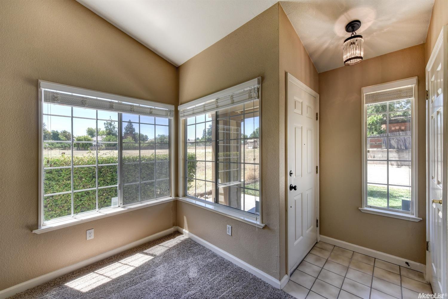 4224 Younger, Carmichael, CA 95608 photo 4
