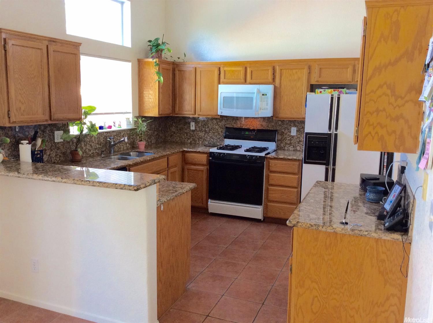 2701 River Valley Cir, Modesto, CA 95351 photo 10