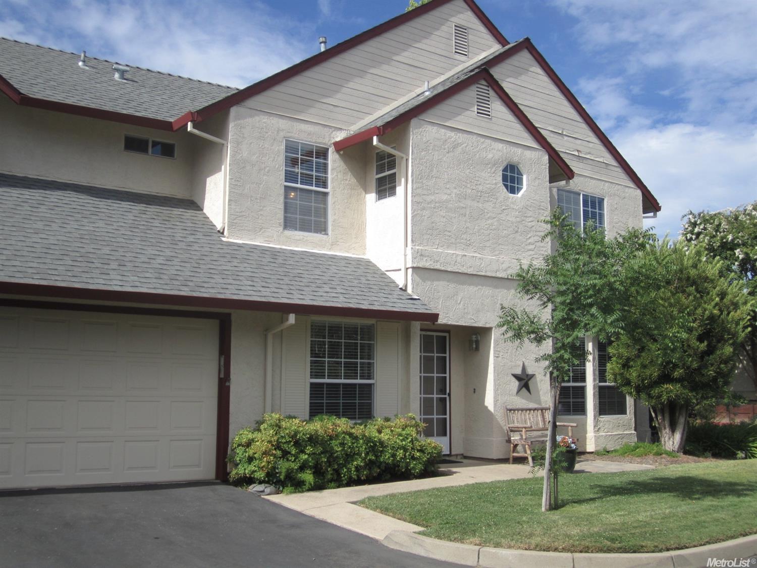 3821 Olivebranch Ln, Carmichael, CA 95608 photo 2