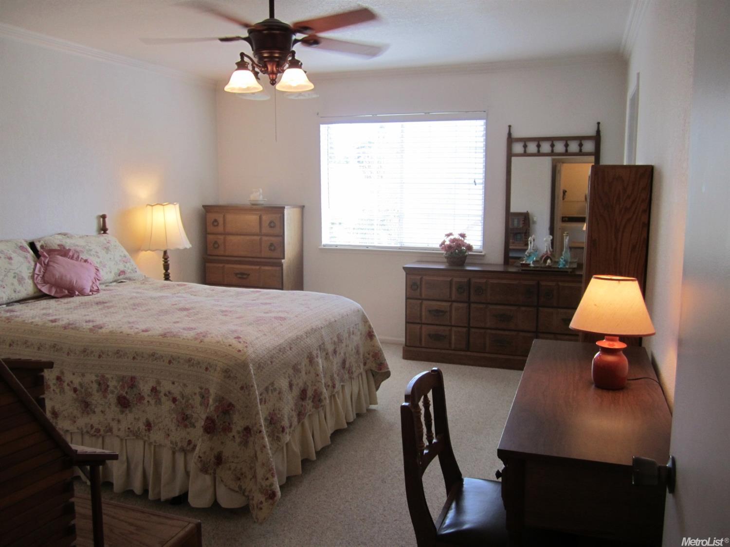 3821 Olivebranch Ln, Carmichael, CA 95608 photo 12